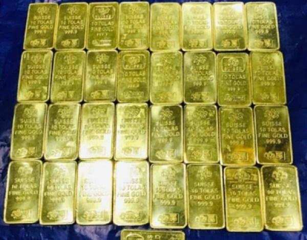 यूपी: अंडरगारमेंट में 2 करोड़ का सोना छुपा कर लाया यात्री, लखनऊ एयरपोर्ट पर इस तरह पकड़ा गया