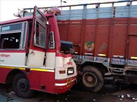 Hamirpur Accident: औरैया के बाद अब यूपी के हमीरपुर में पलट गई बस, घायल हुए इतने मजदूर