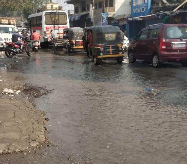 हल्द्वानी-दिवाली पर व्यापारियों के साथ हो रहा है कुछ ऐसा, विभाग की लापरवाही से ग्राहकों ने बनाई दूरी