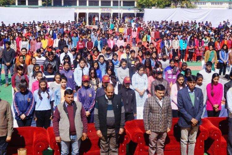 हल्द्वानी- एमबीपीजी कॉलेज में शुरू हुआ वार्षिकोत्सव एवं फागुन उत्सव, ये रहे मौजूद