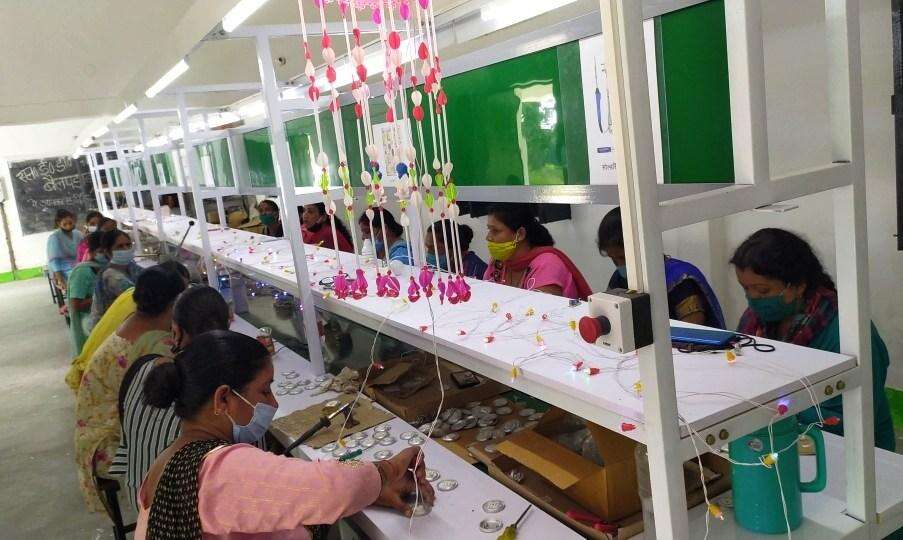 कोटाबाग-रंग लाई महिला स्वयं सहायता समूहों की मेहनत, पहली बार कोटाबाग की झालरों से जगमगायेगा नैनीताल जिला,