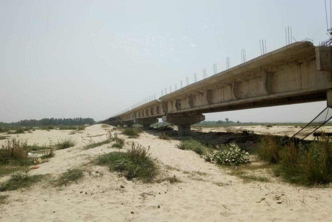 आंवला-मीरगंज मार्ग: जल्द ही शुरू होगा बसंतपुर-गोराघाट पर एप्रोच रोड बनाने का काम