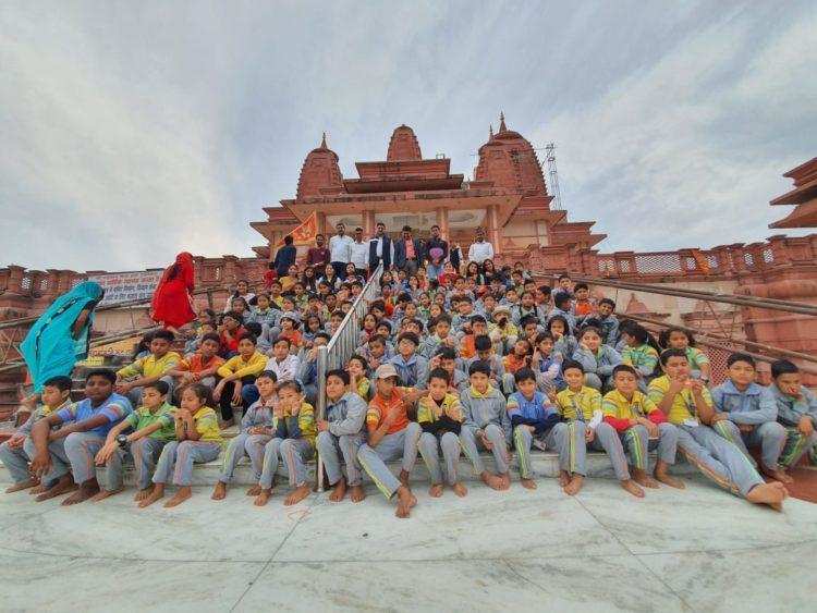 हल्द्वानी-शैक्षिक भ्रमण पर रामनगर पहुंचे जय अरिहन्त छात्र, ऐसे उठाया आनंद