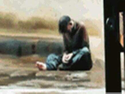 नैनीताल-क्वारंटाइन में रखे दो लोगों ने शराब पीकर काटा हंगामा, ग्राम प्रधान समेत कई लोगों पर पथरों से किया हमला