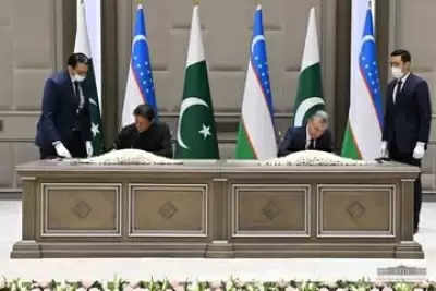 उज्बेकिस्तान, पाकिस्तान ने किया रणनीतिक साझेदारी समझौता