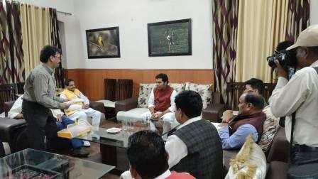 Bareilly News: प्रभारी मंत्री श्रीकांत शर्मा ने बरेली में कोरोना को लेकर कही यह बात