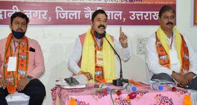हल्द्वानी-ऐसे पार्टी को और मजबूत करने में जुटे भाजपाई, सरकारी योजनाओं पर की चर्चा