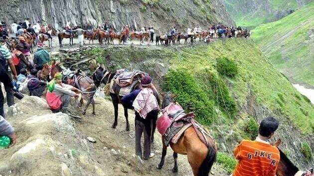 बाबा अमरनाथ की पवित्र गुफा का क्या है रहस्य, जानिए क्यों करते हैं लोग यहां की यात्रा