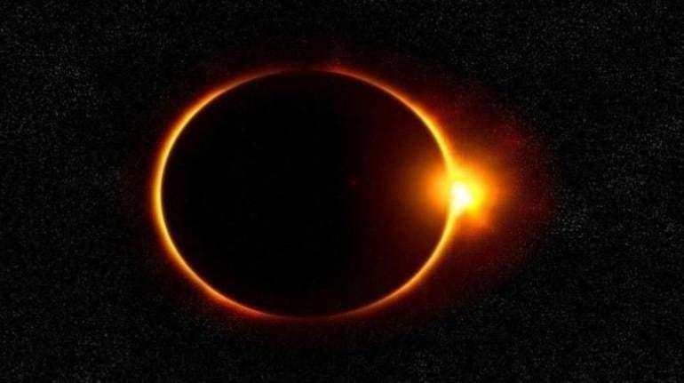 Solar Eclipse Live: सूतक काल हो गया है शुरू, जानें सूर्य ग्रहण से जुड़ी बातें