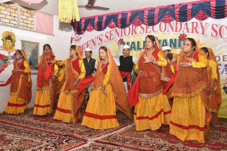 हल्द्वानी- क्वींस पब्लिक स्कूल ने पूरे किए 27 वर्ष, उत्तराखण्ड संस्कृति के साथ ऐसे मनाया स्थापना दिवस