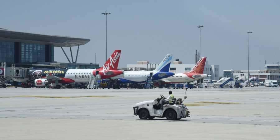 नई दिल्ली- देश के इन 6 एयरपोर्ट को निजी हाथों में सौंपने जा रही मोदी सरकार, इस योजना के तहत लिया फैसला