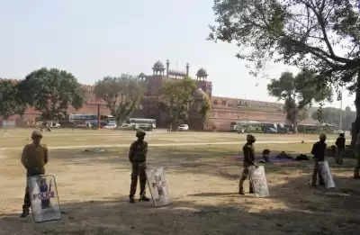 स्वतंत्रता दिवस से पहले सीमाओं, लाल किले पर सुरक्षा बढ़ाई गई : दिल्ली पुलिस