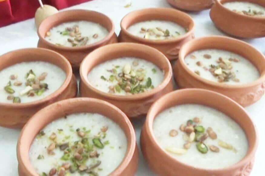 अपने स्वादिष्ट व्यंजनों से पर्यटकों को खींच रहा (देवभूमि) उत्तराखंड ,जानिए क्या हैं पहाड़ के मुख्य व्यंजन