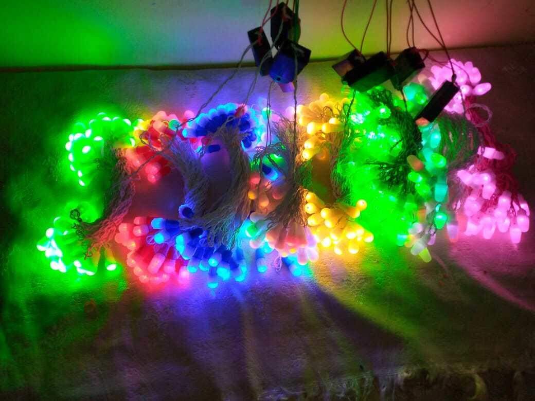 हल्द्वानी-लोकल-वोकल पर बीटैक दंपती ने लगाये पंख, देश भर में छाये चकलुवा के इलेक्ट्रॉनिक झालर