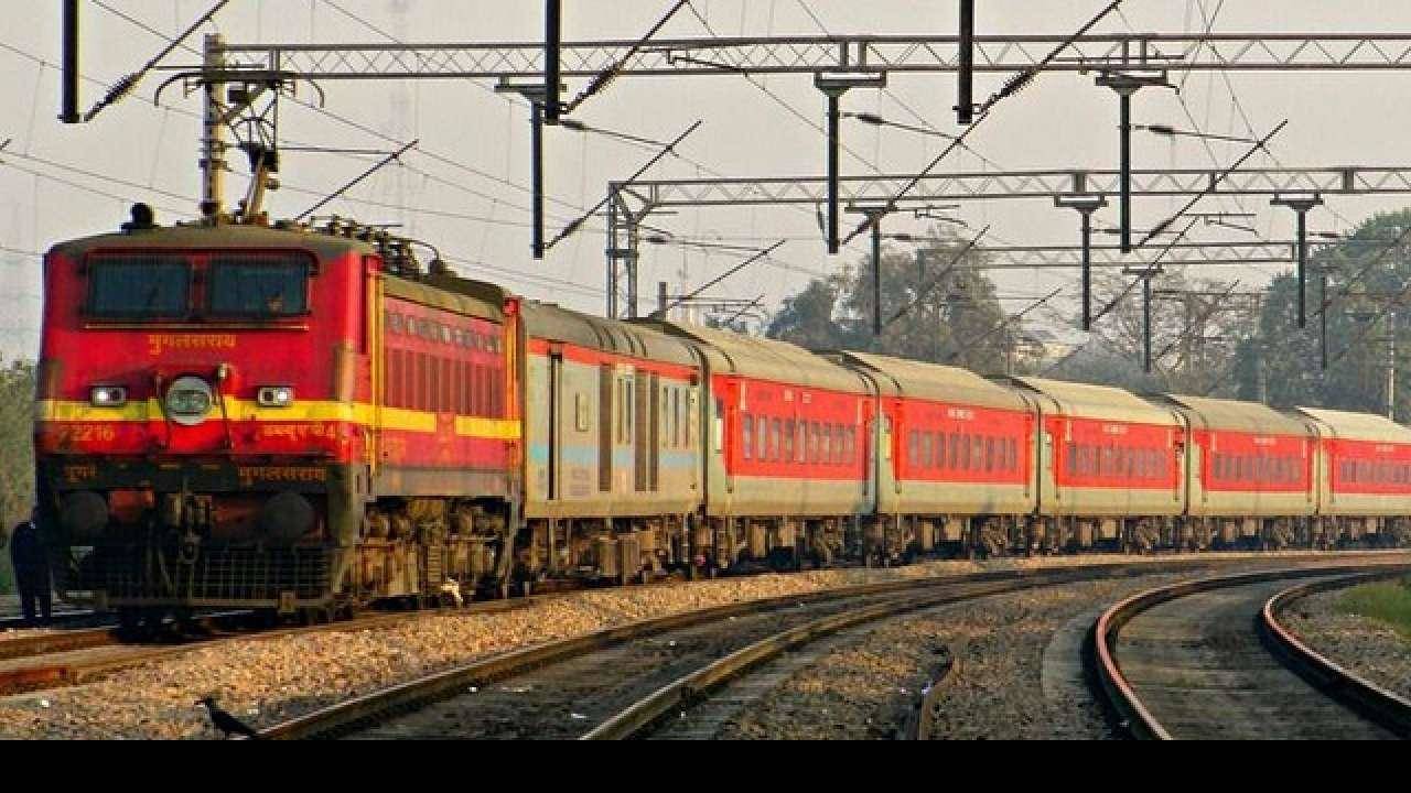 LOCKDOWN: राजधानी एक्सप्रेस की सभी सीटें 41 सेकंड में हुई बुक, रेलवे ने जताई गड़बड़ी की आशंका
