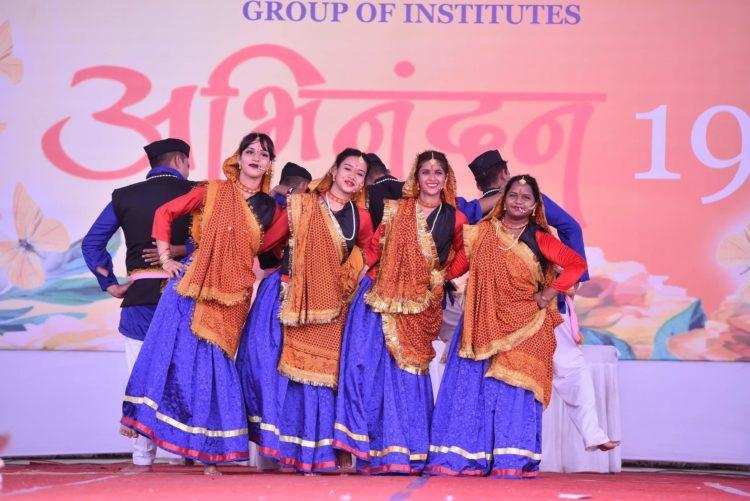 हल्द्वानी-आम्रपाली ने मनाया अभिनंदन -2019, रैंप शो बना विशेष आकर्षण का केंद्र