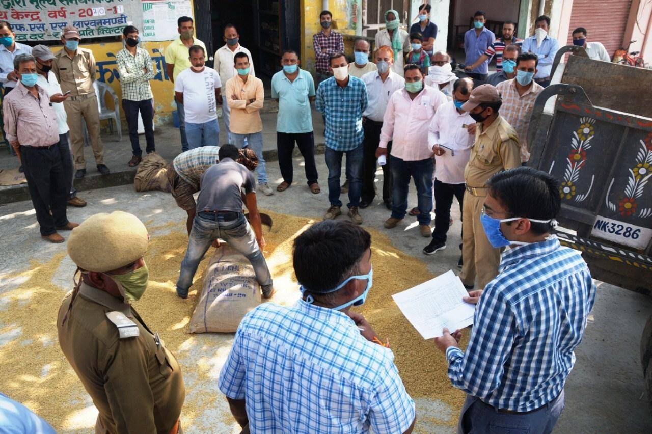 हल्द्वानी-काश्तकारों को मिले सभी सुविधायें, डीएम ने क्रय ऐजेन्सियों को जारी किये ये निर्देश