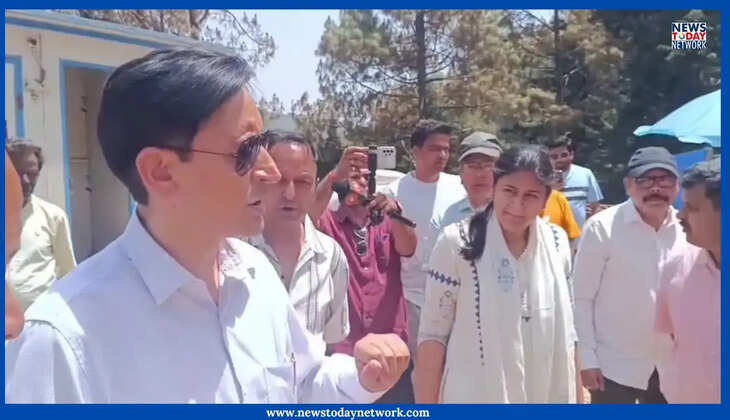 भवाली - कुमाऊं कमिश्नर दीपक रावत ने कैंची धाम में लिया व्यवस्थाओं का जायजा, इस दिन तक सभी कार्य पूरे करने के निर्देश&nbsp;