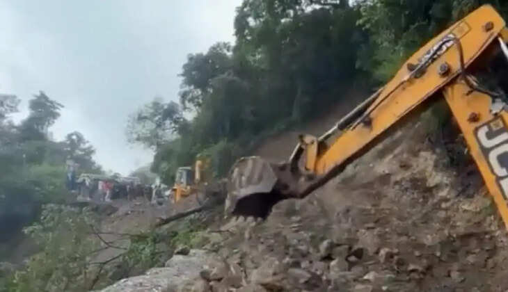 नैनीताल - भारी बारिश से जिले में 25 मार्ग बंद, आवाजाही प्रभावित, पहाड़ में सफर करने से पहले देख लें अपडेट&nbsp;