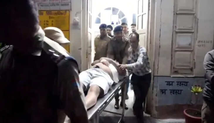 नैनीताल - दुष्कर्म समेत गंभीर धाराओं में वांछित नरेश पांडे ने पुलिस गिरफ्त में आते ही पिया बॉडी वॉश, सुशीला तिवारी अस्पताल रेफर