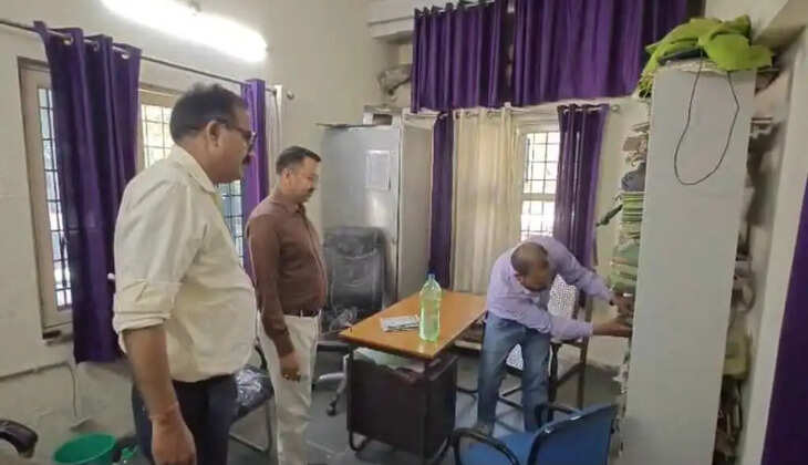 हल्द्वानी - हाइडिल ऑफिस में सिटी मजिस्ट्रेट का छापा, नशे में मिले सहायक अभियंता, कर डाला सस्पेंड 