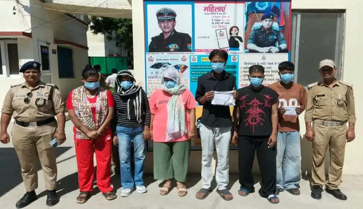 उत्तराखंड - पुलिस ने किराए के मकान में चल रहे देह व्यापार के धंधे का भंडाफोड़, तीन महिलाएं सहित 6 लोग गिरफ्तार