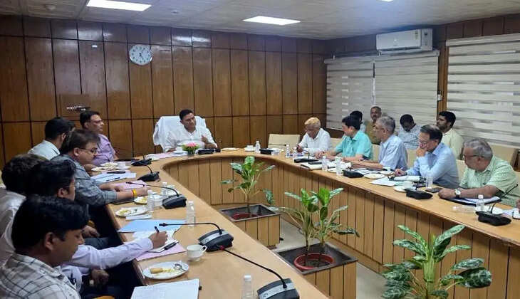 देहरादून - उत्तराखंड शहरी विभाग में क्लर्क, सफाई निरीक्षक और कर कर्मचारियों को बनाया प्रभारी ईओ, आदेशों से मचा विवाद