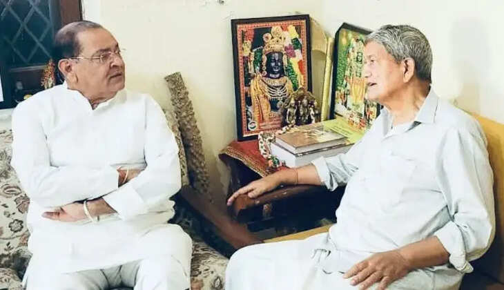 देहरादून - कांग्रेस में मची हलचल के बीच नेता प्रतिपक्ष यशपाल आर्य की पूर्व मुख्यमंत्री हरीश रावत के साथ अहम बैठक