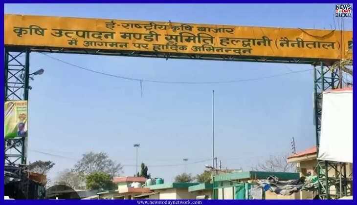 हल्द्वानी - नवीन मंडी में व्यापारियों का धरना-प्रदर्शन जारी, फल और गल्ला मंडी पूरी तरह बंद, बढ़ी परेशानी&nbsp;