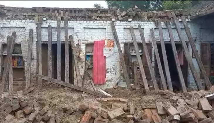 हिी