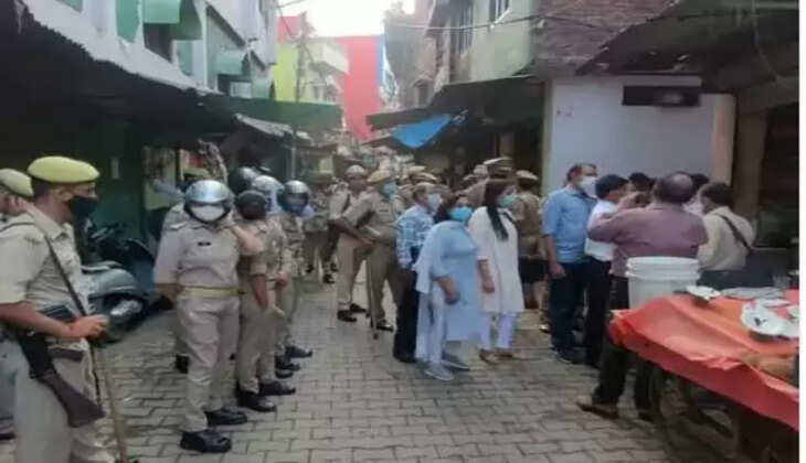 मुरादाबाद में डेरी सील   