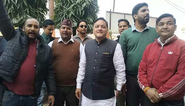 हल्द्वानी - भाजपा से मेयर पद के लिए गजराज बिष्ट ने पेश की मजबूत दावेदारी, जानिए पार्टी के पर्यवेक्षक क्या बोले&nbsp;