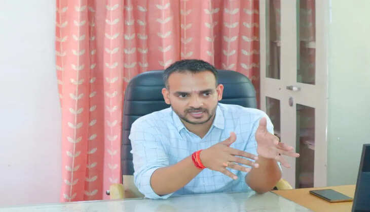 Uttarakhand News - चर्चाओं के बीच IAS सौरभ गहरवार ने संभाला DM का चार्ज, इस जिले के बने नए जिलाधिकारी 