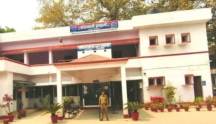 हल्द्वानी - सरकारी अफसर बहु की तनख्वाह पर ससुरालियों ने की जमकर मौज, अब इसीलिए नौकरी छोड़ने का बनाया जा रहा है दबाव&nbsp;