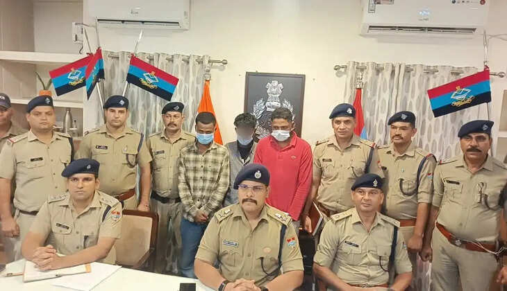 Kumaon Crime - फायरिंग और तोड़फोड़ मामले का हुआ खुलासा, तीन आरोपी गिरफ्तार, एक पिस्टल और दो तमंचे बरामद