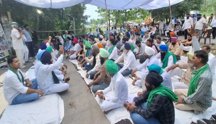 रुद्रपुर - तीसरे दिन भी किसानों का धरना जारी, आगे की रणनीति पर होगा मंथन, इन मांगों को लेकर आंदोलित हैं फॉर्मर&nbsp;