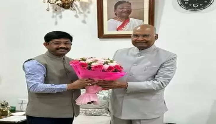 हिी