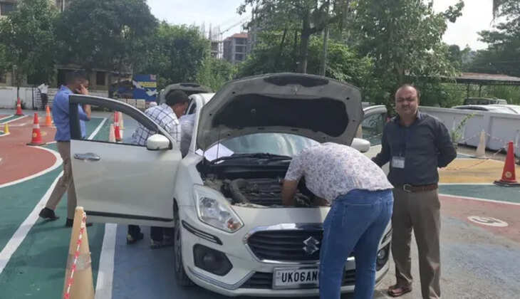 उत्तराखंड - एक ही नंबर और चेसिस वाली दो कारें मिलीं, मालिक अलग-अलग, &nbsp;रुद्रपुर आरटीओ में मचा हड़कंप