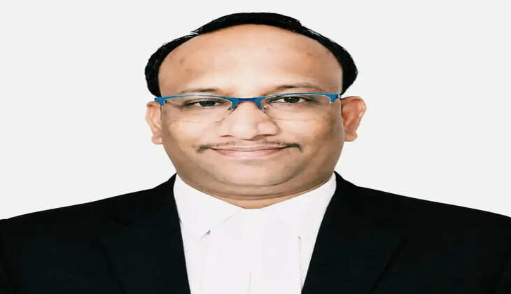 रामनगर - अधिवक्ता मनु अग्रवाल ने हासिल की विधि में Ph.D. की उपाधि, इन्हें दिया मार्गदर्शन और प्रेरणा के लिए विशेष श्रेय