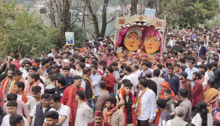 नैनीताल- माँ के जयकारों से गूंज उठी नैनी वैली, कुमाऊँ की बेटी को मायके से ससुराल कैलाश विदा करने की भावुक परंपरा 