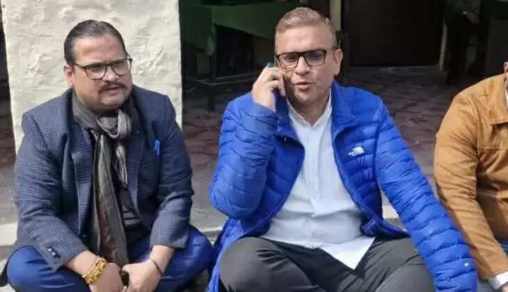 हल्द्वानी - SDM की तैनाती न होने से न्यायिक कार्य ठप, पार्षद का धरना, विधायक सुमित हृदयेश भी बैठे 