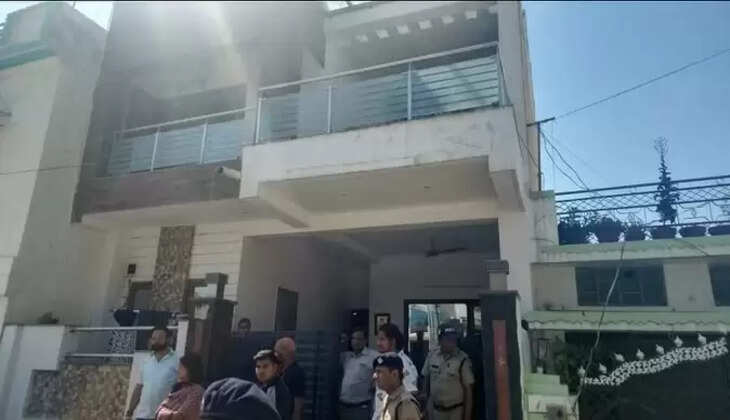 Uttrakhand News - दिनदहाड़े घर की महिलाओं को बंधक बनाकर लूटे जेवरात और हजारों रुपए, बदमाश फरार&nbsp; 