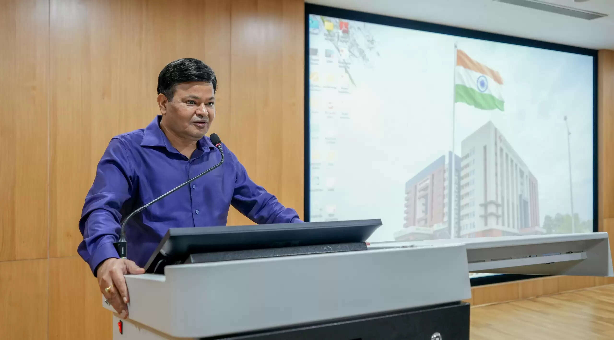 Graphic era medical college owner photo 