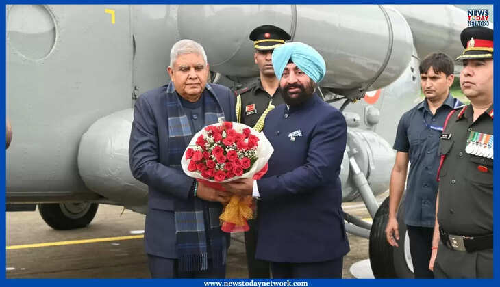 हल्द्वानी - उपराष्ट्रपति नैनीताल को रवाना, आर्मी हेलीपैड पर हुआ स्वागत सुरक्षा चाक-चौबंद, जानिए क्या हैं कार्यक्रम 