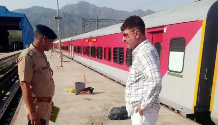 Uttarakhand Crime - एक ट्रेन में मिले महिला के कटे हाथ- पांव, दूसरे में मिला शव, रेलवे विभाग में मच गया हड़कंप 