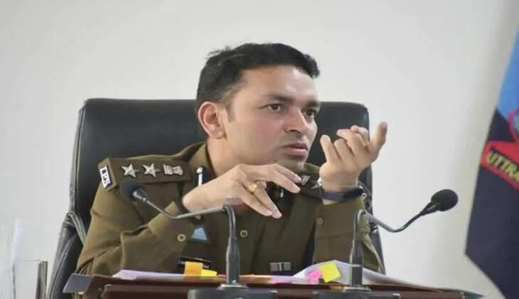 हल्द्वानी - ड्यूटी में लापरवाही और पक्षपात पर महिला दरोगा सहित दो पुलिसकर्मी निलंबित, एसएसपी ने दिए कड़े संदेश ssp nainital 