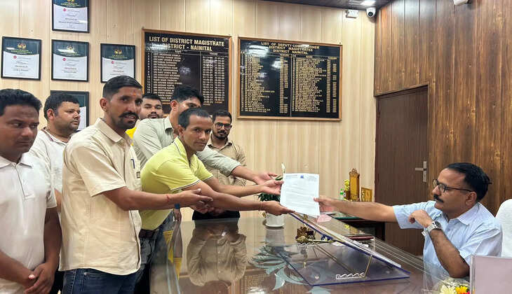हल्द्वानी- ओखलकांडा के कई ग्राम प्रधानों ने डीएम नैनीताल को दिया ज्ञापन, जानिये किन समस्याओं को लेकर मिले 