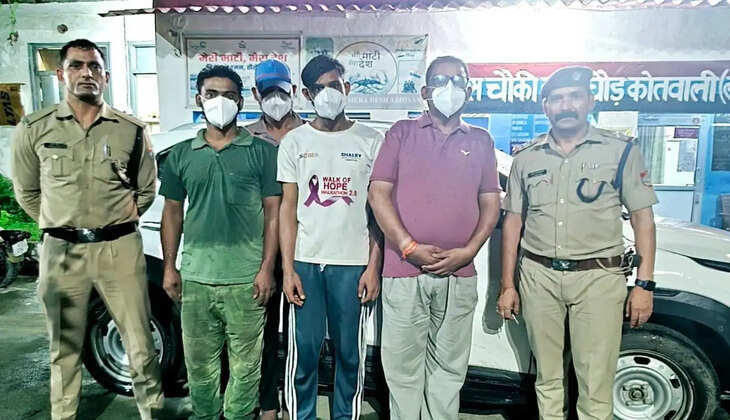 हल्द्वानी - कार में बंधक बनाकर मारपीट और जान से मारने की धमकी देने वाले चार गिरफ्तार, मैग्नाइट कार भी ली कब्जे में&nbsp;