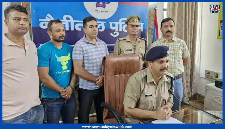 हल्द्वानी - शहर में नकली शराब फैक्ट्री का भंडाफोड़, आबकारी विभाग के फर्जी स्टिकर और भारी मात्रा में अवैध सामग्री बरामद&nbsp;