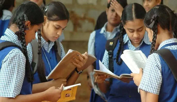 नैनीताल - जिले में इस तारीख से होगी प्री बोर्ड की परीक्षाएं, शीतकालीन जगहों की छुट्टियों के लिए अगल डेट&nbsp;